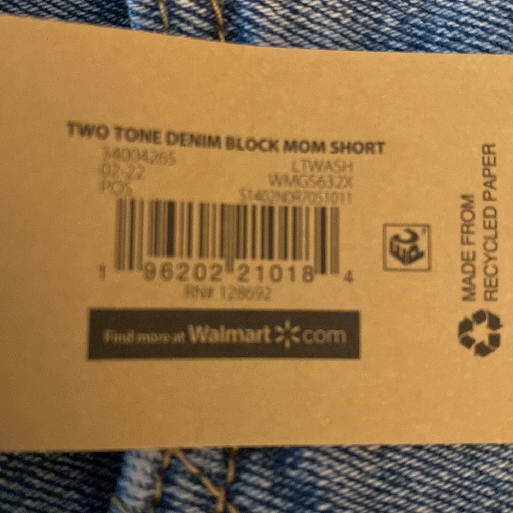 NWT Two Toned Jean Shorts - Picture 5 of 5